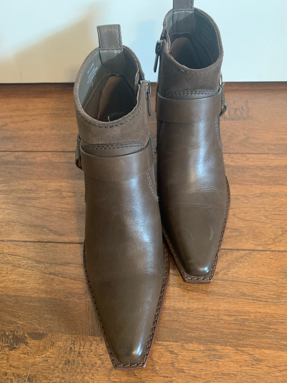 Vince Camuto western low boot